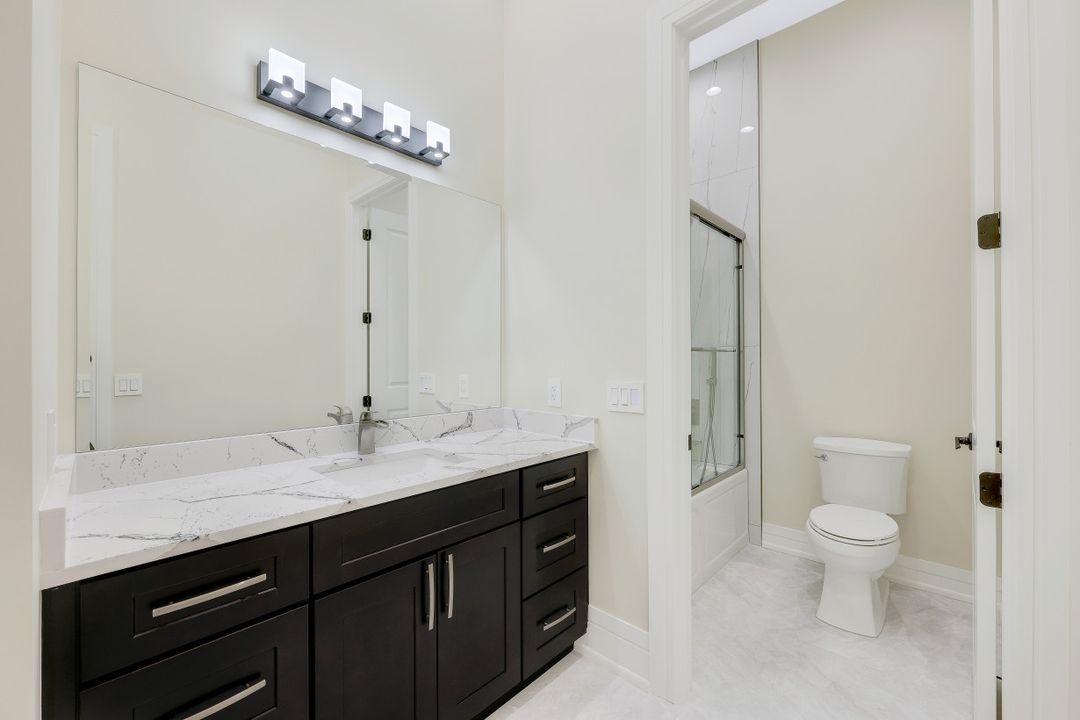 5332 Malibu Ct, Cape Coral, FL 33904