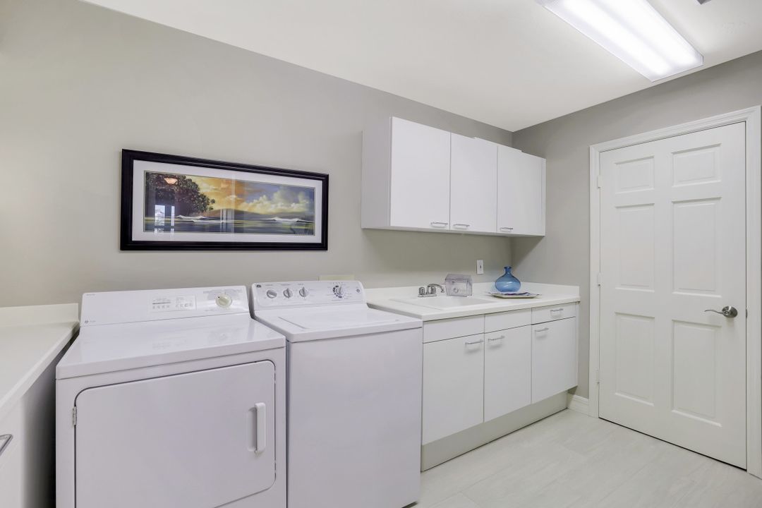 960 Cape Marco Dr #401, Marco Island, FL 34145