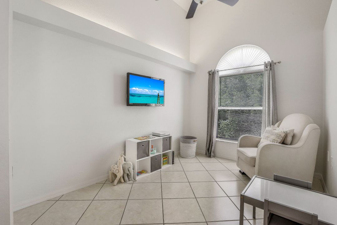 4910 Cougar Ct N #205, Naples, FL 34109