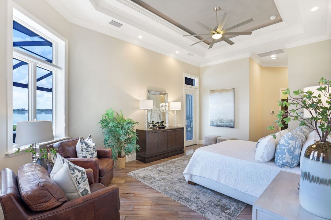 9337 Granite Ct, Naples, FL 34120