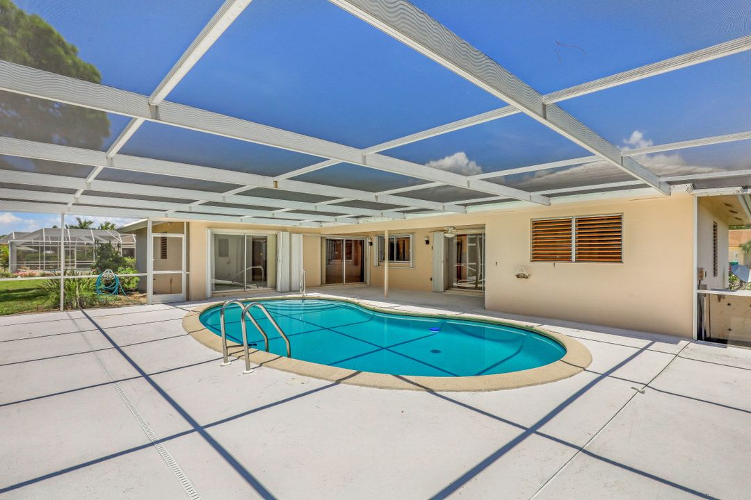 264 Shadowridge Ct, Marco Island, FL 34145