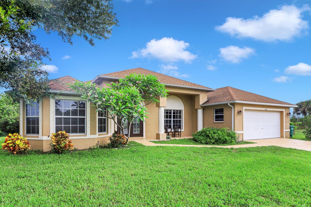 4176 NE 9th Pl, Cape Coral, FL 33909