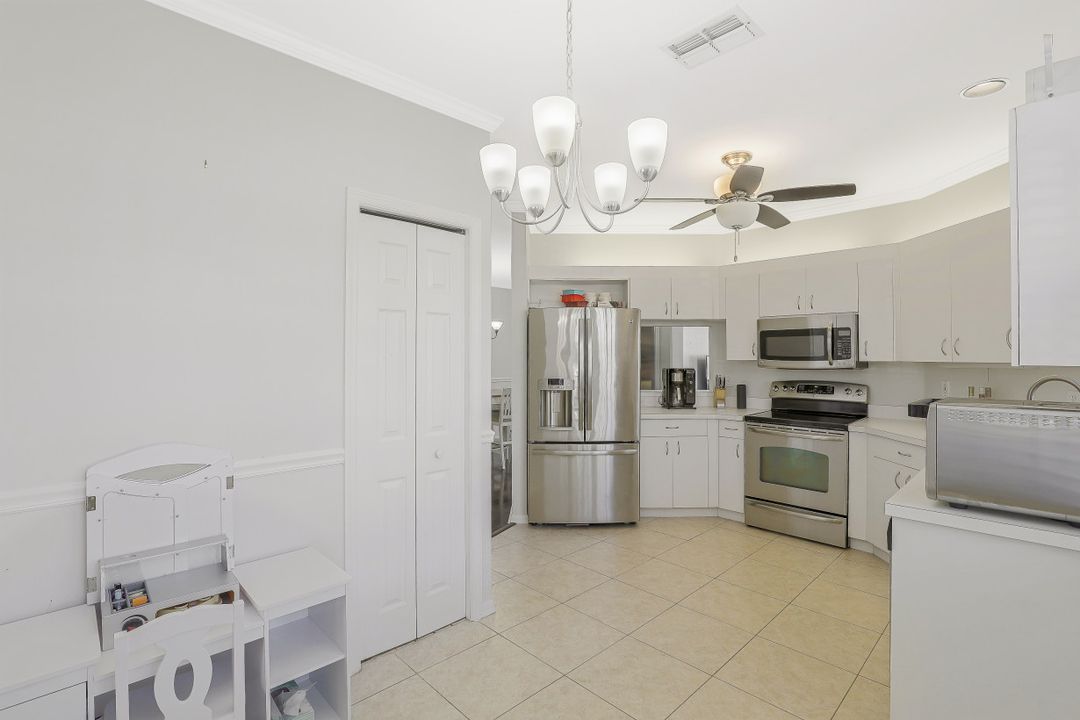 3720 Fieldstone Blvd #7-104, Naples, FL 34109