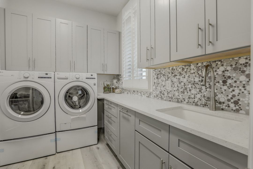 11430 Golden Eagle Ct, Naples, FL 34120