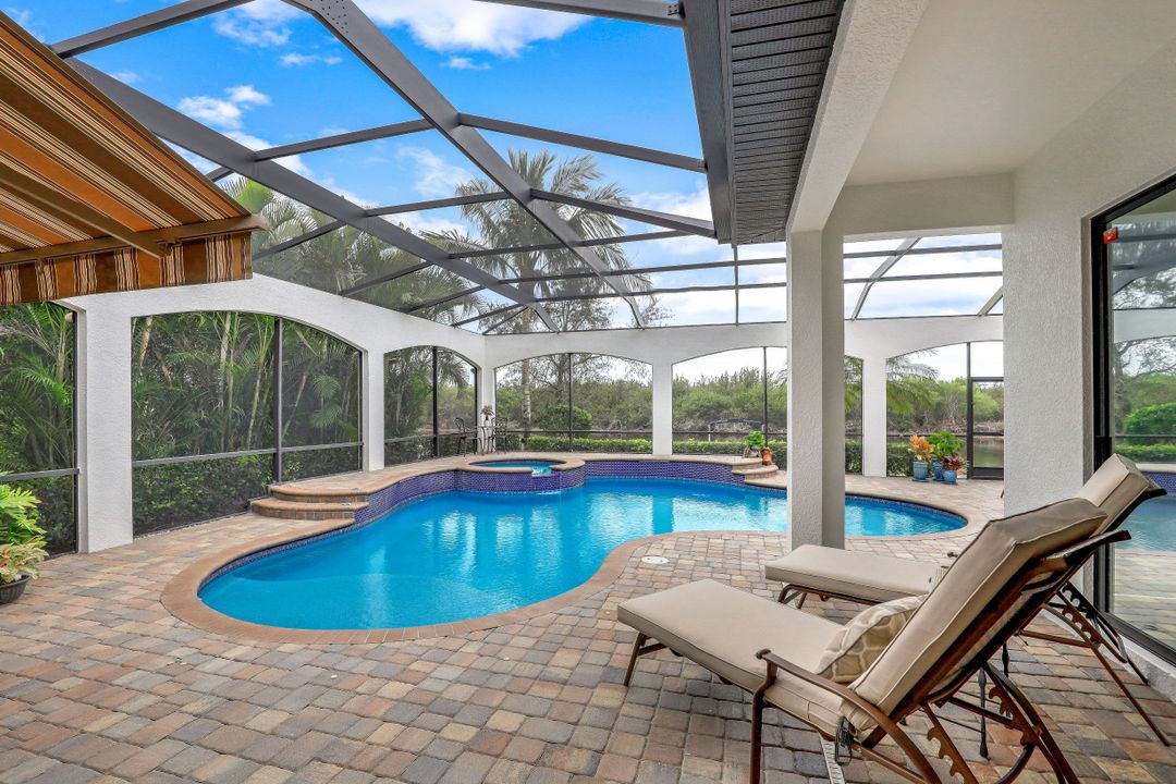 3400 Runaway Ln, Naples, FL 34114