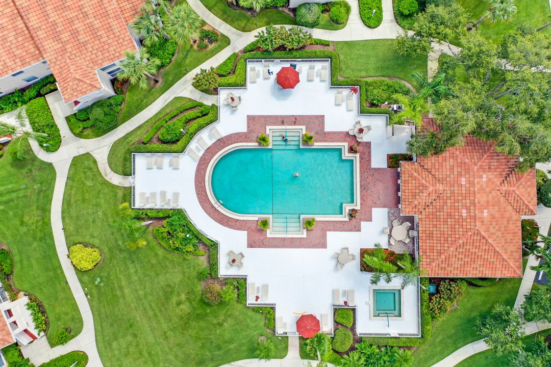 104 Tuscana Ct #805, Naples, FL 34119