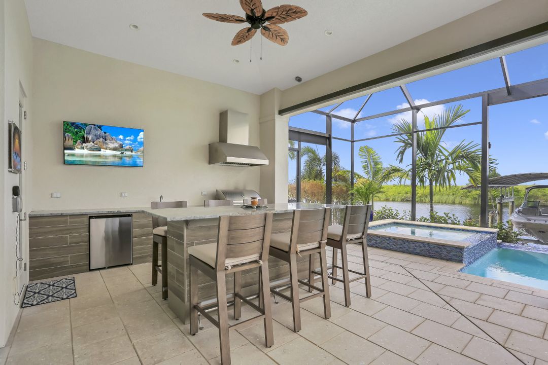 3236 Surfside Blvd, Cape Coral, FL 33914