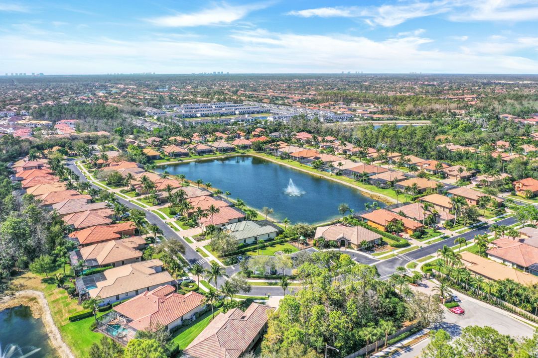 7327 Acorn Way, Naples, FL 34119