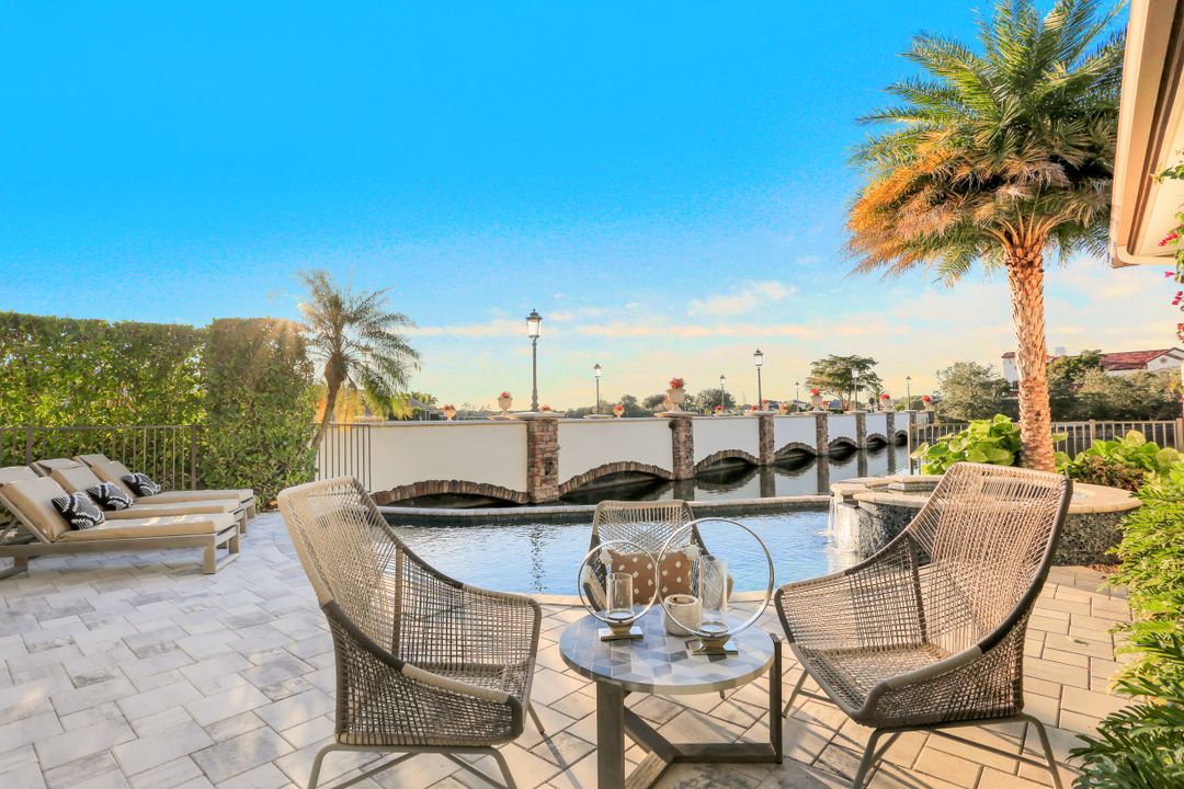 16428 Talis Park Dr, Naples, FL 34110