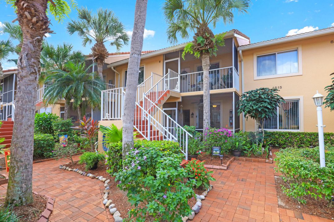 1615 Windy Pines Dr #5, Naples, FL 34112