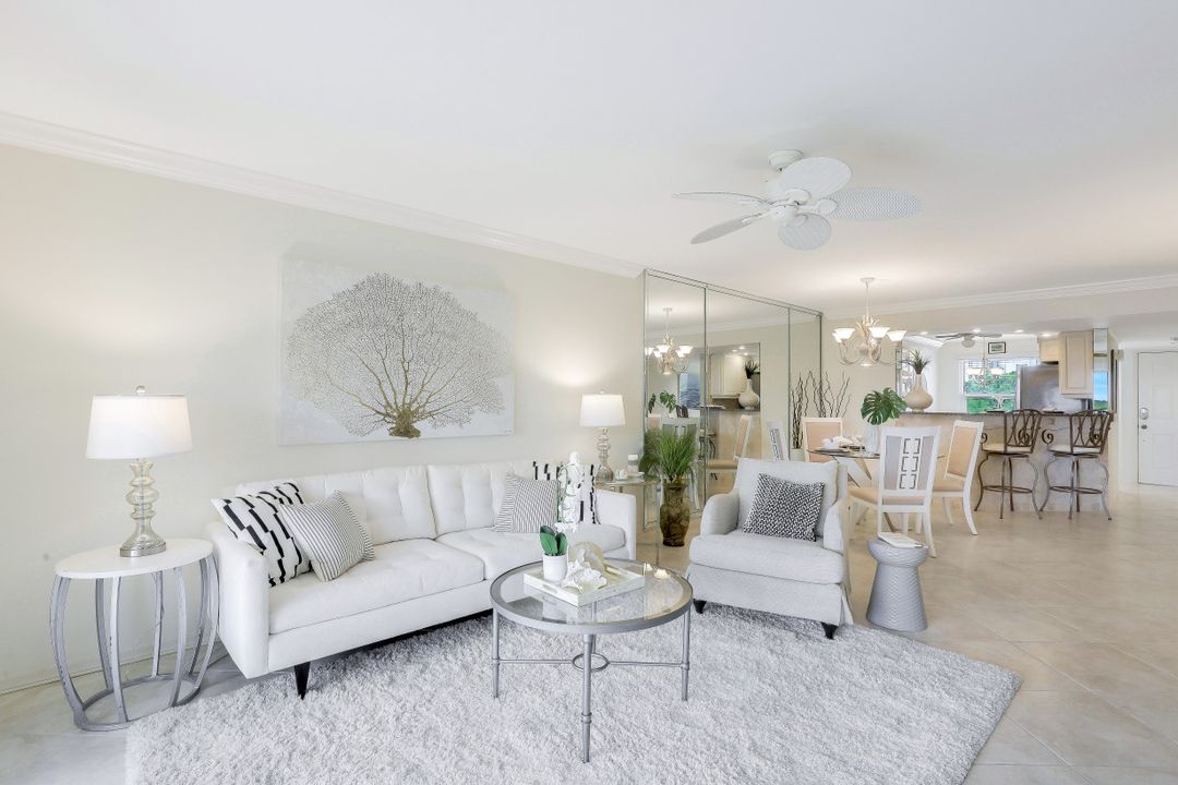 320 Horse Creek Dr #403, Naples, FL 34110