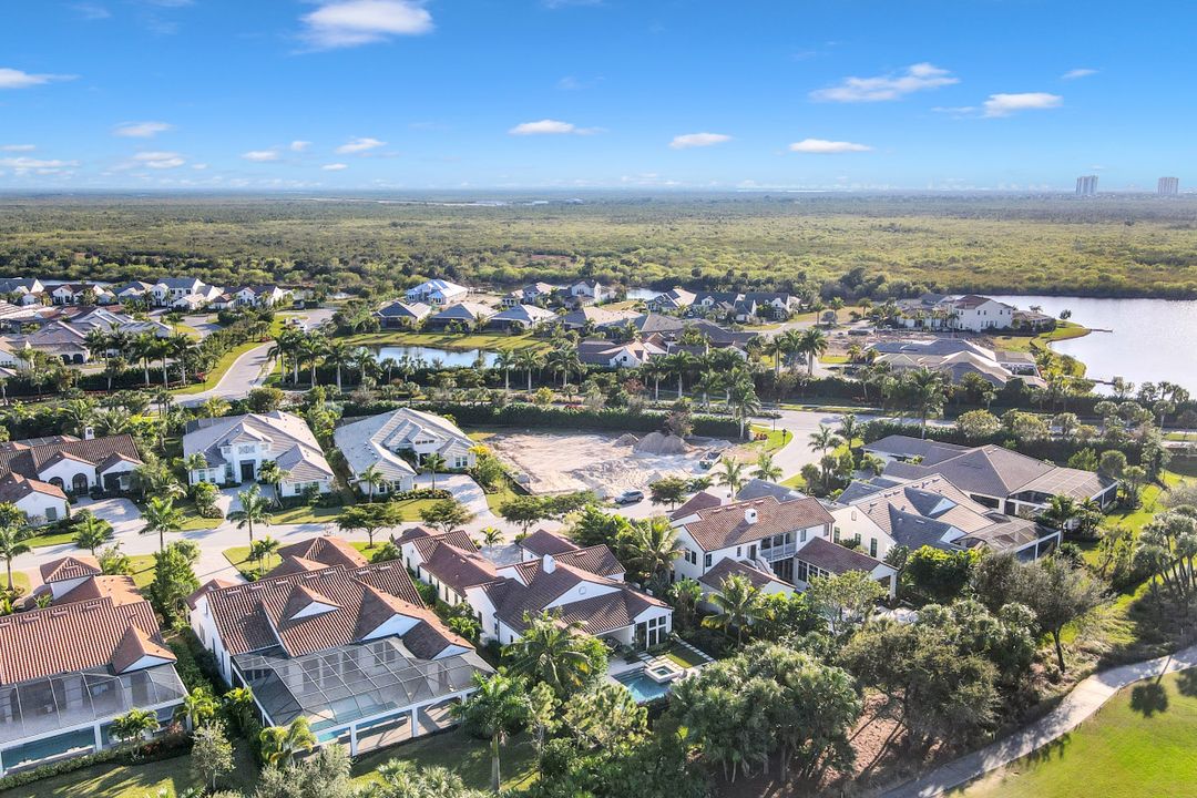 3255 Tavolara Ln, Naples, FL 34114