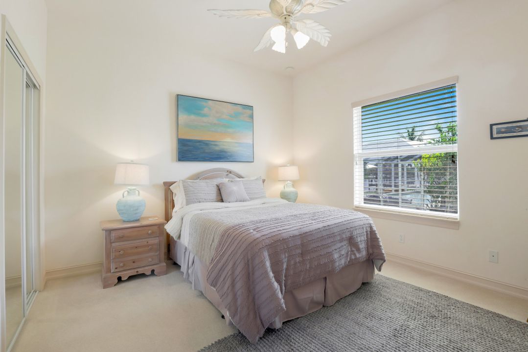 5360 Mikado Ct, Cape Coral, FL 33904