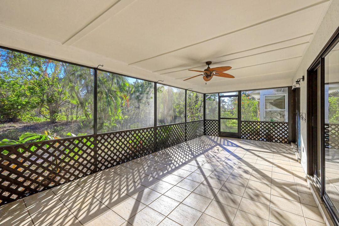 3658 Kent Dr, Naples, FL 34112