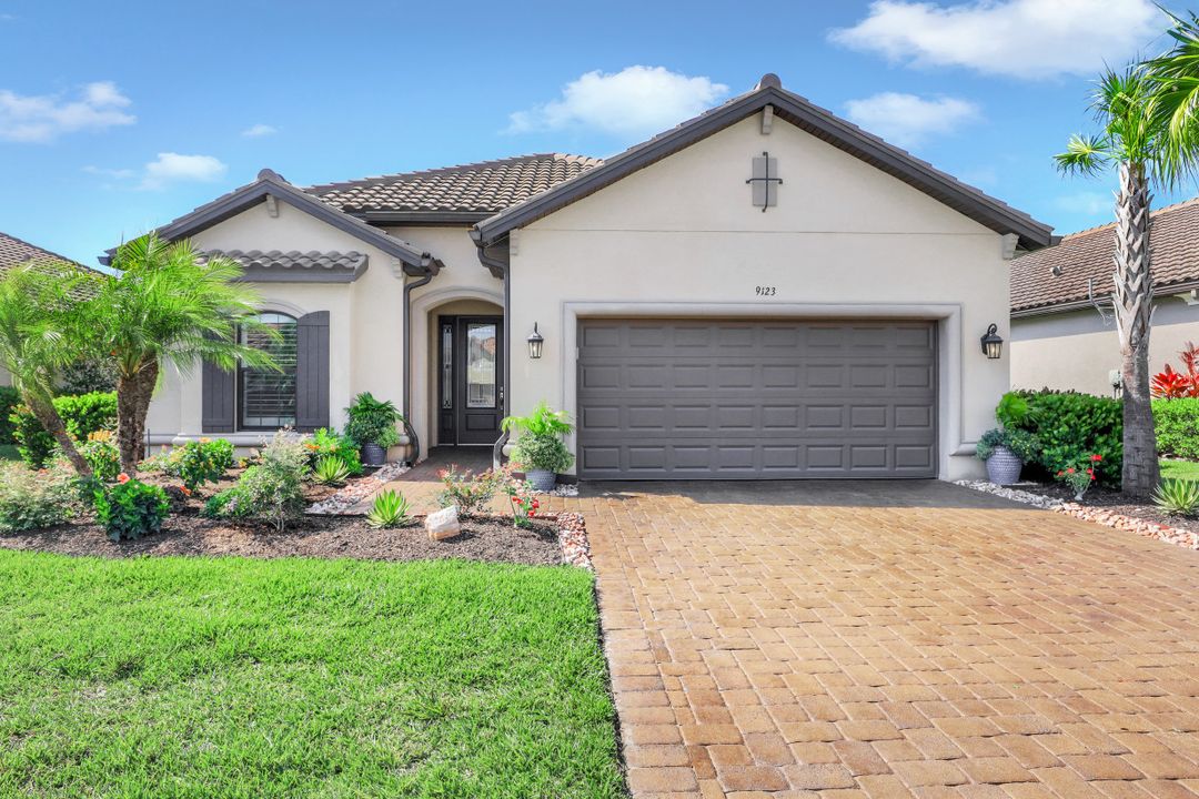 9123 Trivoli Terrace, Naples, FL 34119