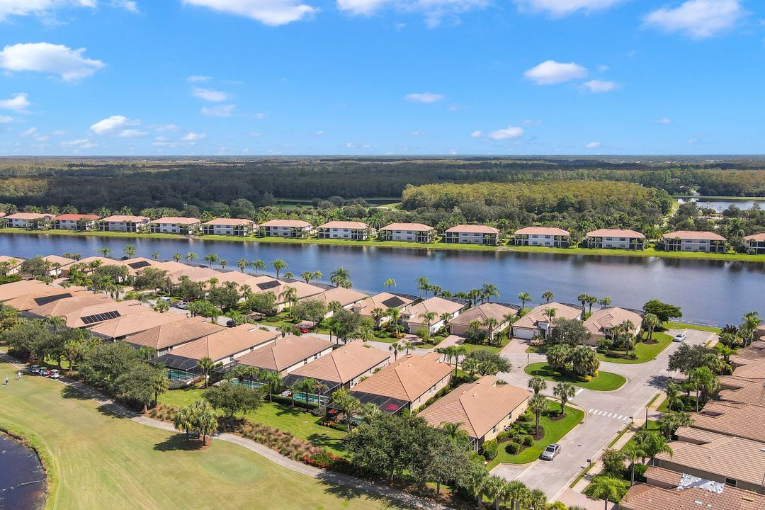 10327 Gator Bay Ct, Naples, FL 34120