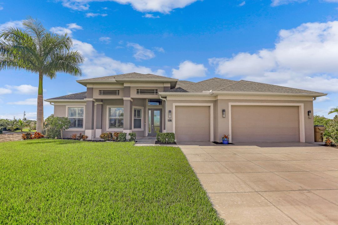 602 NW 32nd Pl, Cape Coral, FL 33993
