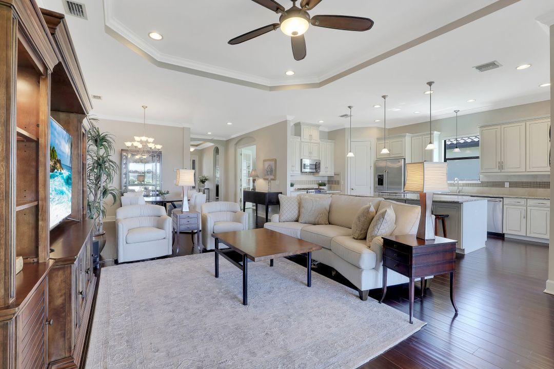 9123 Trivoli Terrace, Naples, FL 34119