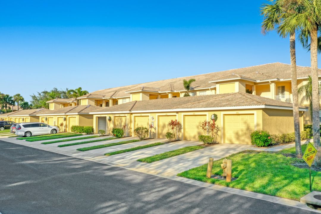 19421 Cromwell Ct #202, Fort Myers, FL 33912