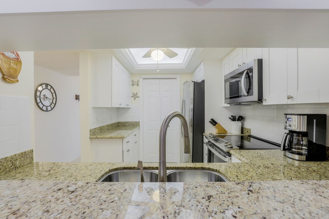 4549 SE 5th Pl #214, Cape Coral, FL 33904