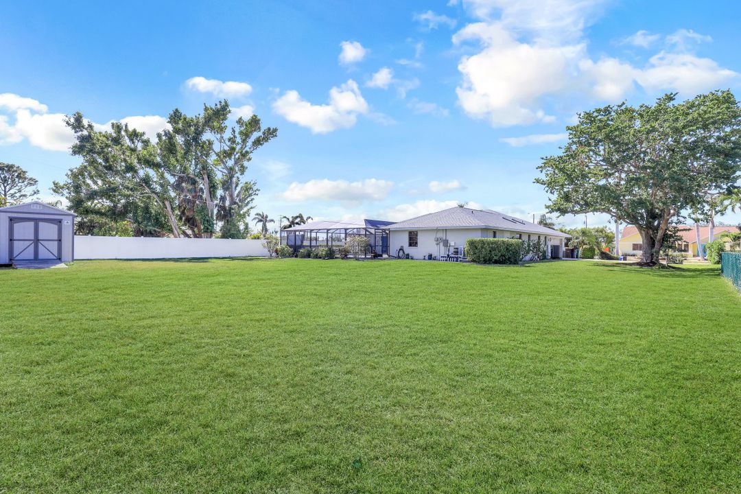 3919 SE 4th Ave, Cape Coral, FL 33904
