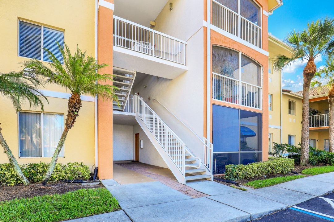 6481 Aragon Way #305, Fort Myers, FL 33966