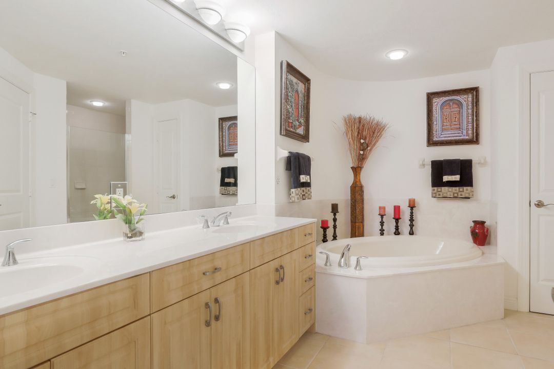 5706 Cape Harbour Dr #110, Cape Coral, FL 33914