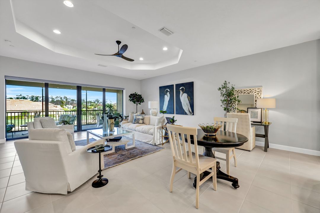 9645 Montelanico Loop #203, Naples, FL 34119