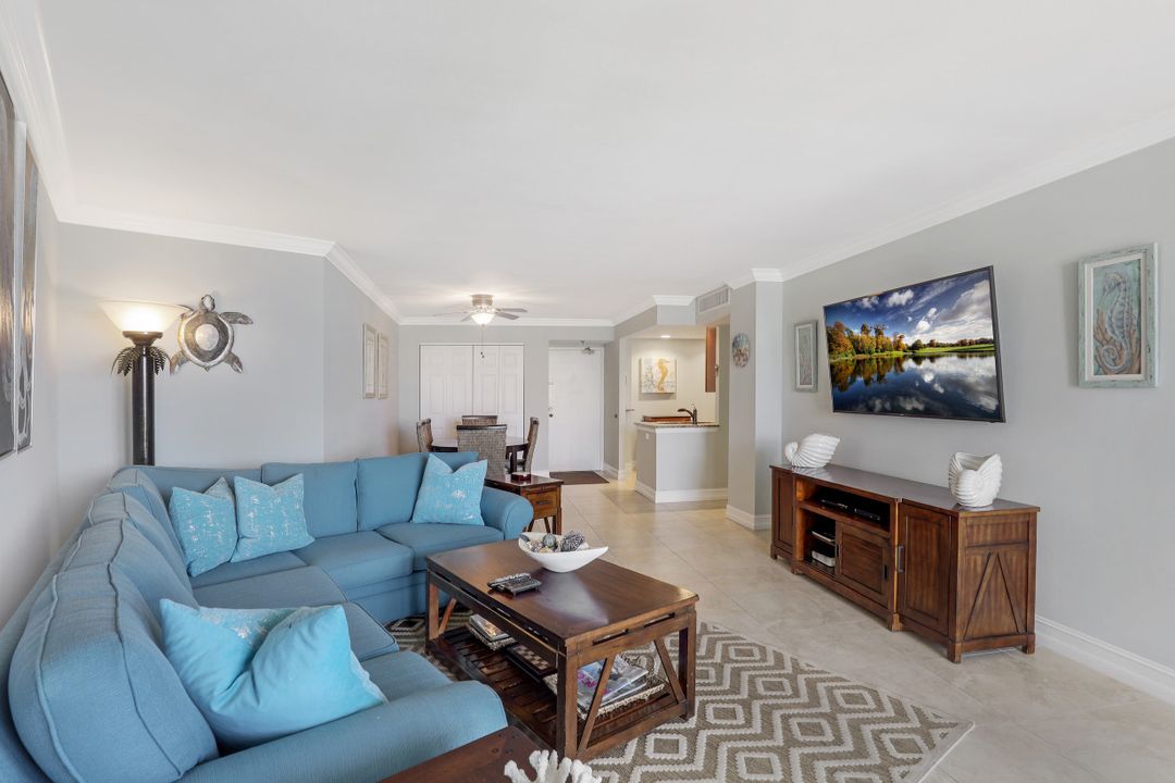 380 Seaview Ct #1808, Marco Island, FL 34145