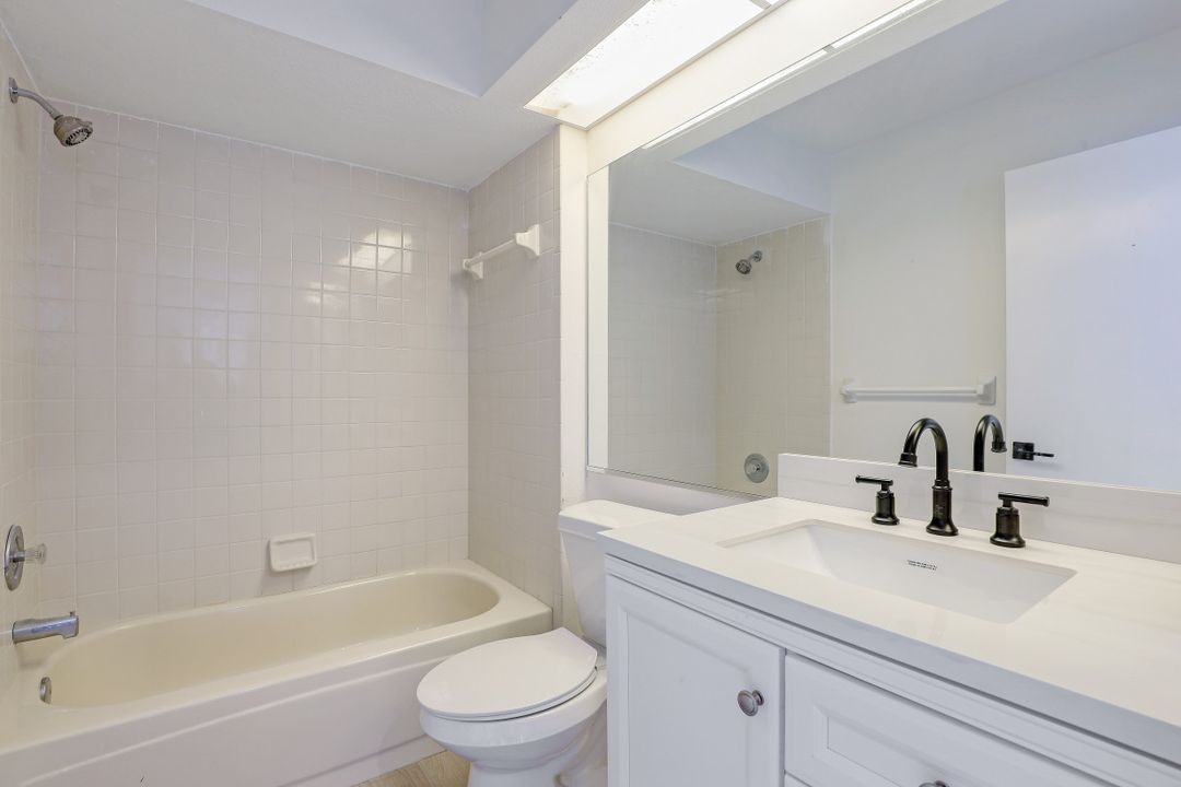 4414 Turnberry Ct, Bradenton, FL 34210