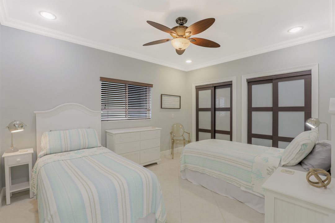 939 S Joy Cir, Marco Island, FL 34145