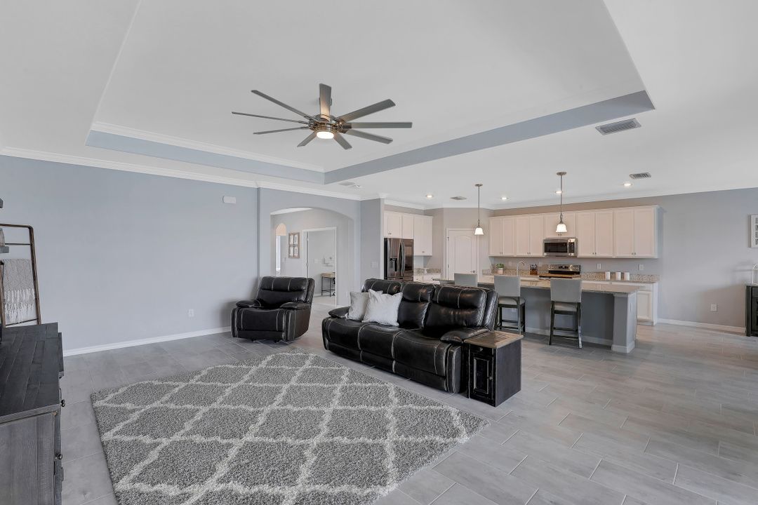 17484 Ashcomb Way, Estero, FL 33928