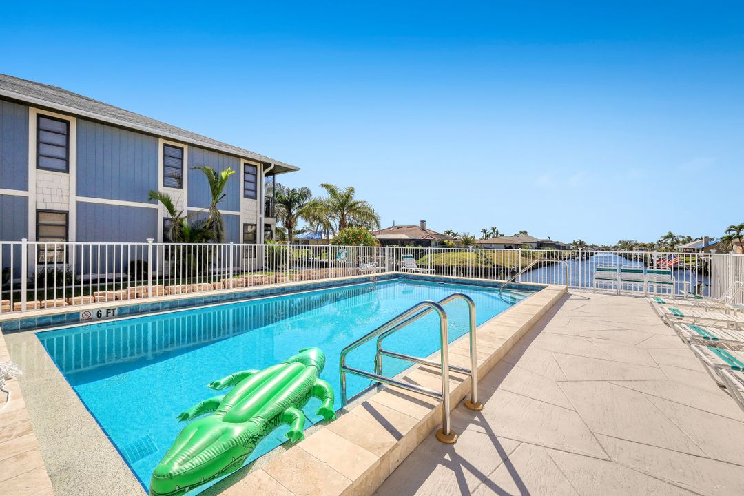 830 SW 48th Terrace, Cape Coral, FL 33914