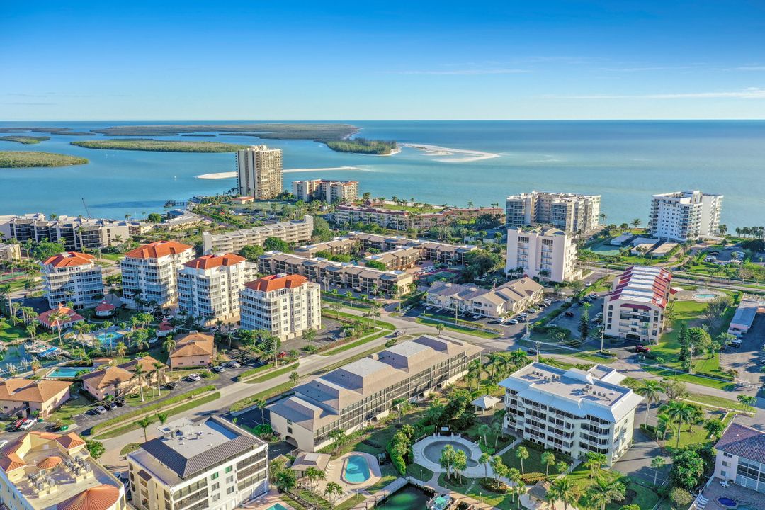 1051 Swallow Ave #204, Marco Island, FL 34145