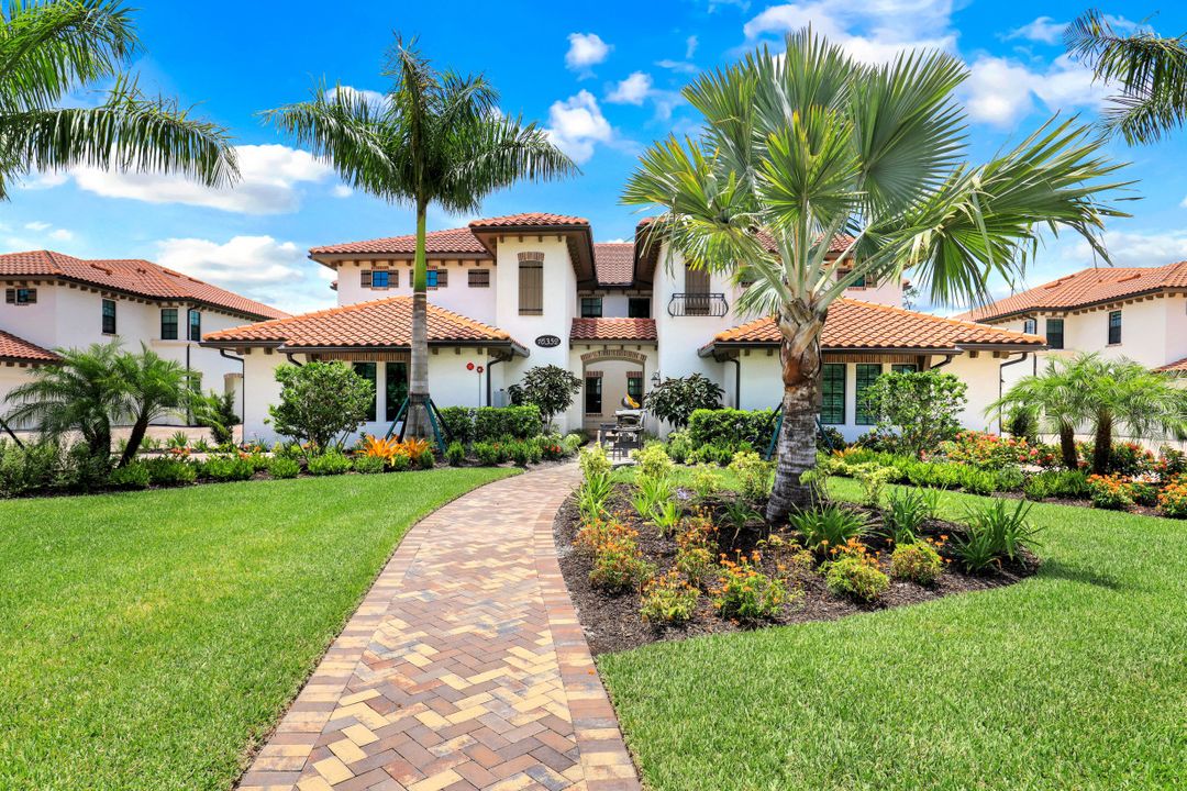 16352 Viansa Way #101, Naples, FL 34110