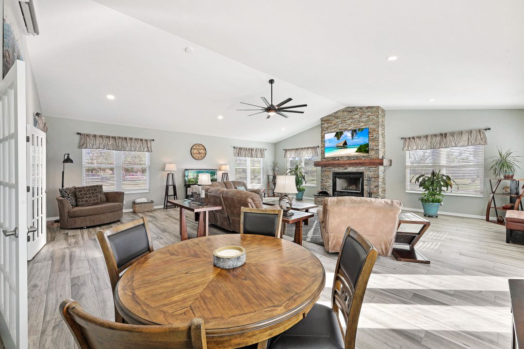 18251 Lynn Rd, North Fort Myers, FL 33917