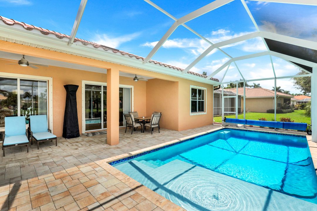 14087 Mirror Ct, Naples, FL 34114