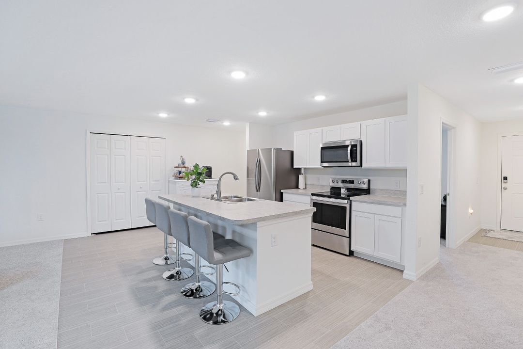 329 NE 13th Terrace, Cape Coral, FL 33909