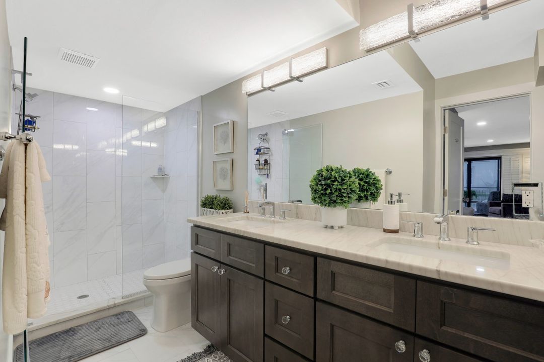 3333 Gulf Shore Blvd N #103, Naples, FL 34103