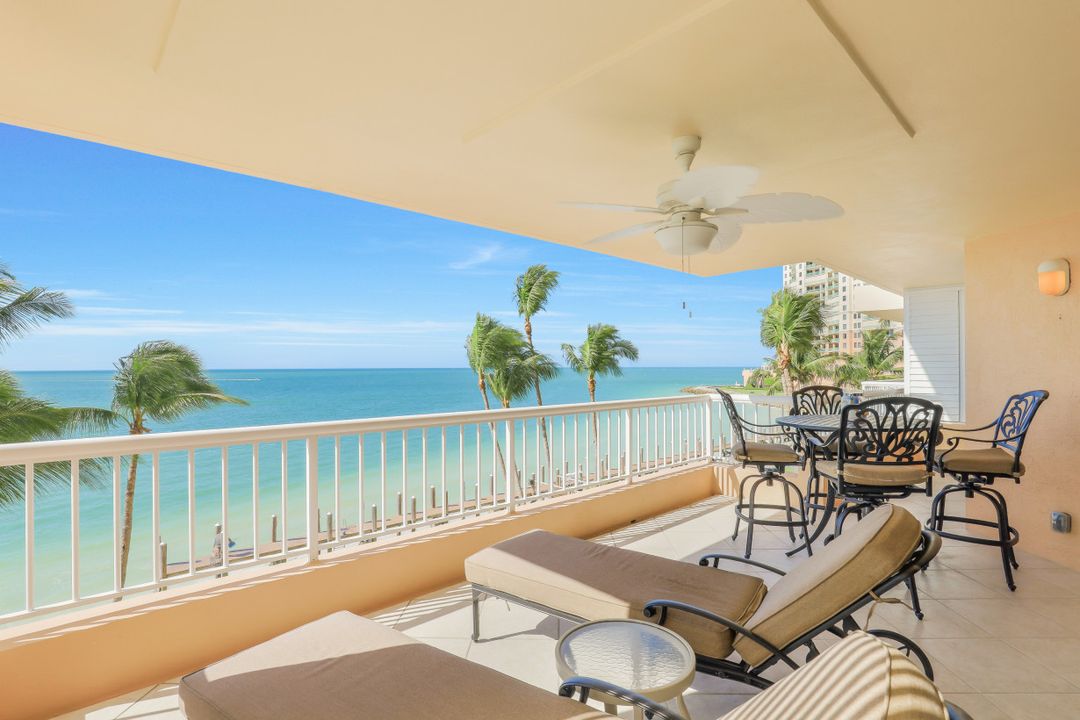 990 Cape Marco Dr #304, Marco Island, FL 34145