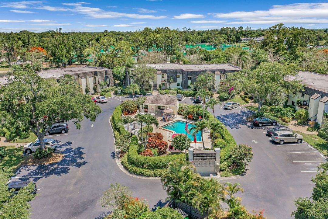 1621 Spoonbill Ln #A, Naples, FL 34105