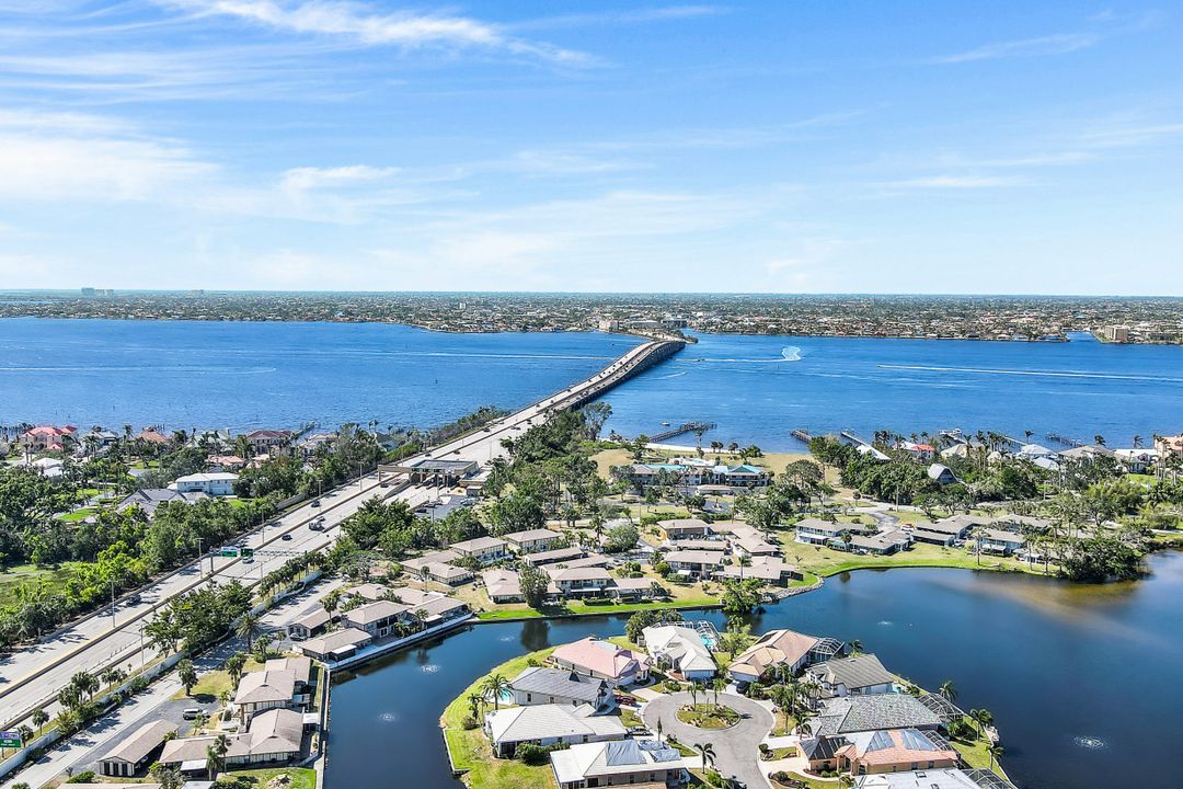 9841 Mainsail Ct, Fort Myers, FL 33919