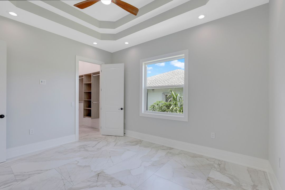 5333 Bayshore Ave, Cape Coral, FL 33904