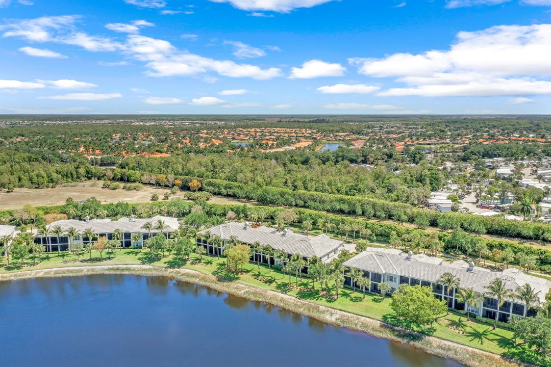 9263 Museo Cir #204, Naples, FL 34114