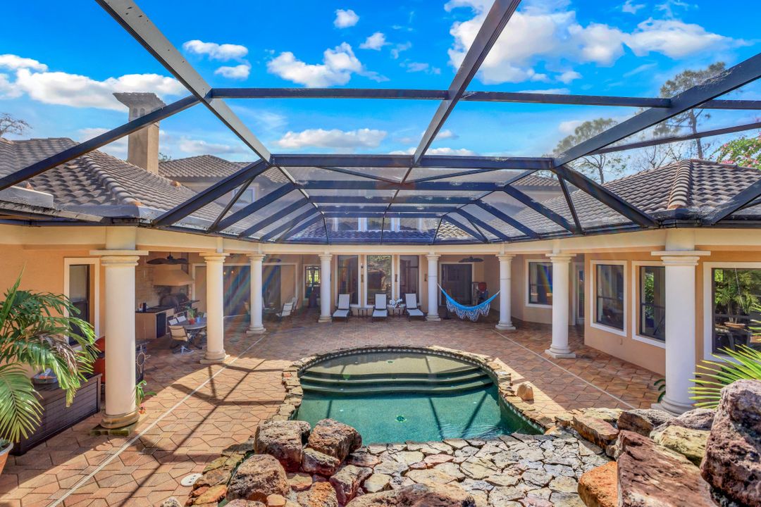 3645 7th Ave NW, Naples, FL 34120