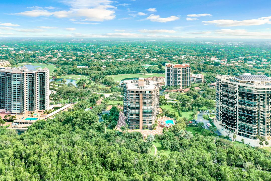 6075 Pelican Bay Blvd #506, Naples, FL 34108