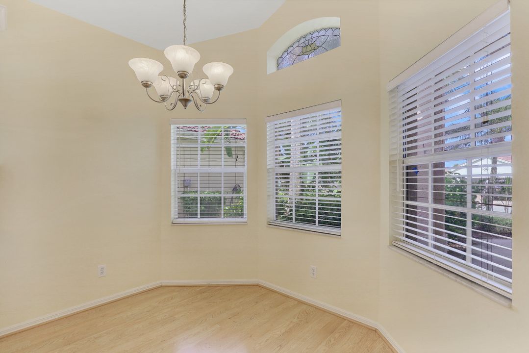 176 Lady Palm Dr, Naples, FL 34104