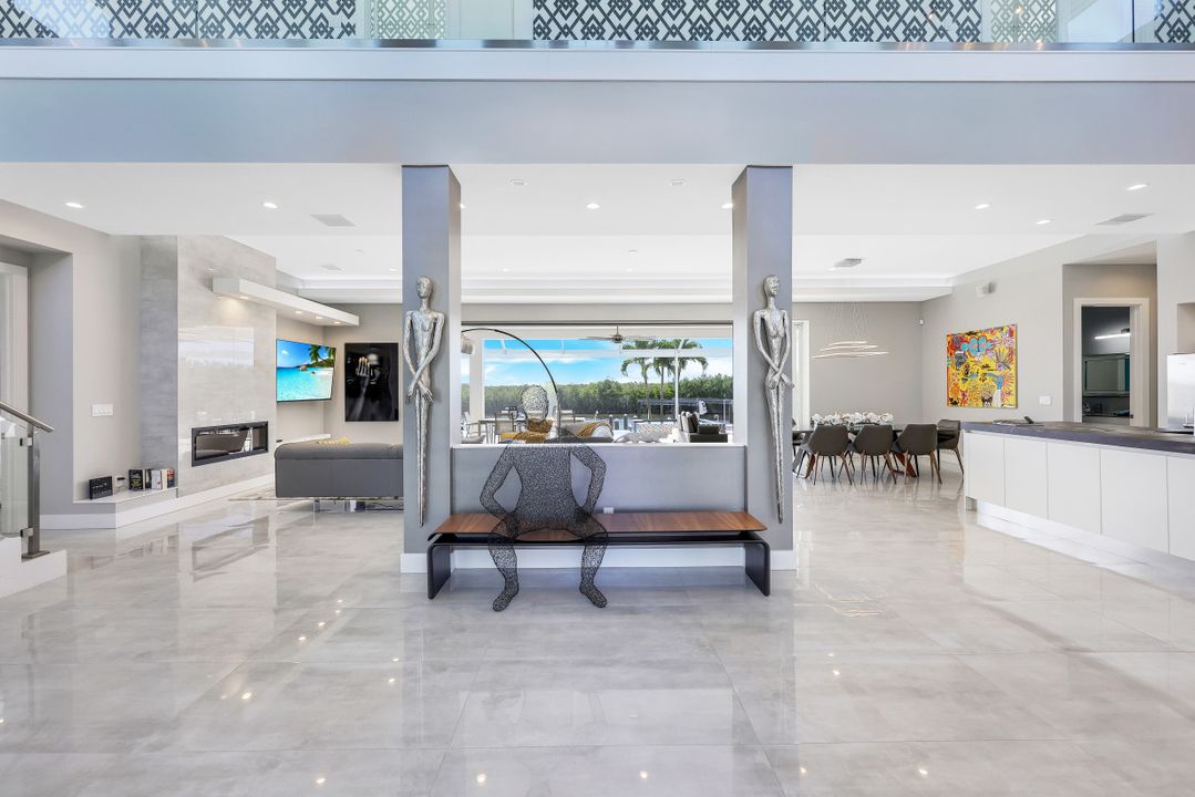 5210 SW 28th Pl, Cape Coral, FL 33914