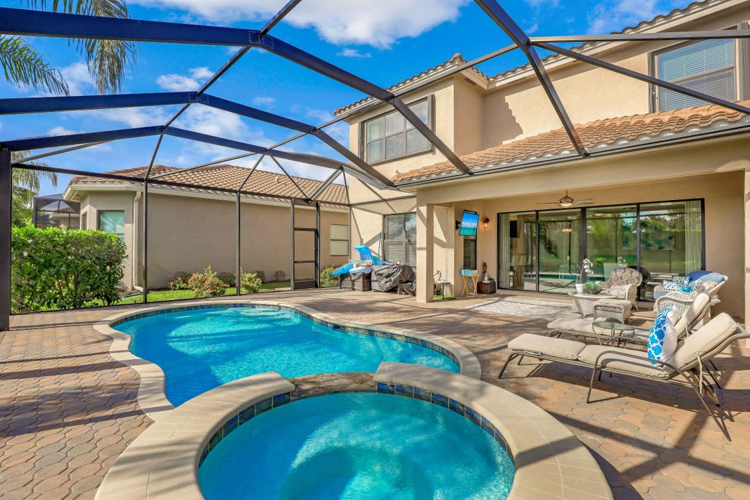 11542 Meadowrun Cir, Fort Myers, FL 33913