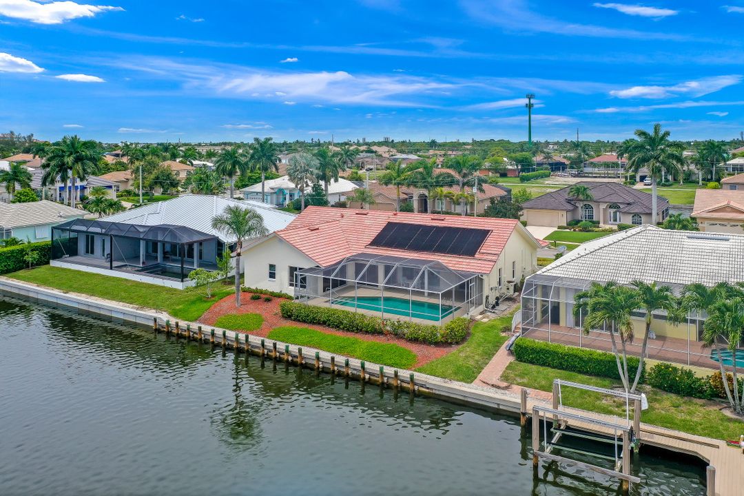 370 Capistrano Ct, Marco Island, FL 34145